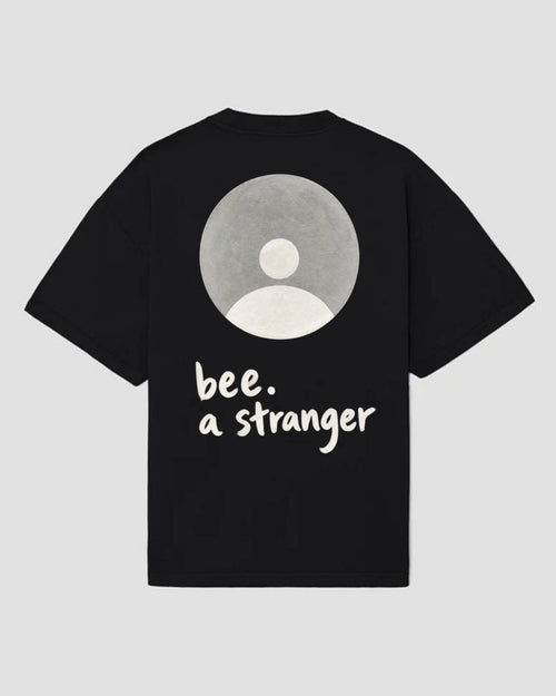 bee. A STRENGER - Negru