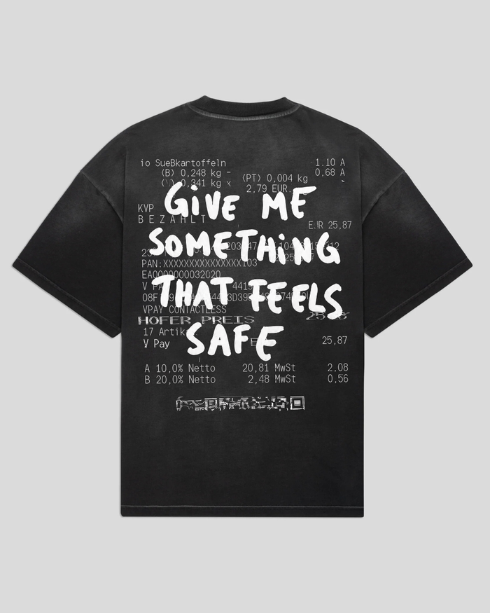 bee. SOMETHING THAT FEELS SAFE - Black